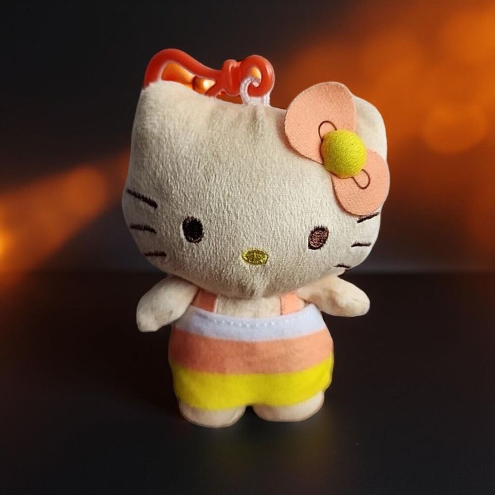 NWOT Sanrio Japan Hello Kitty Candy Corn Plush Dangler BackPack Clip 3” P11